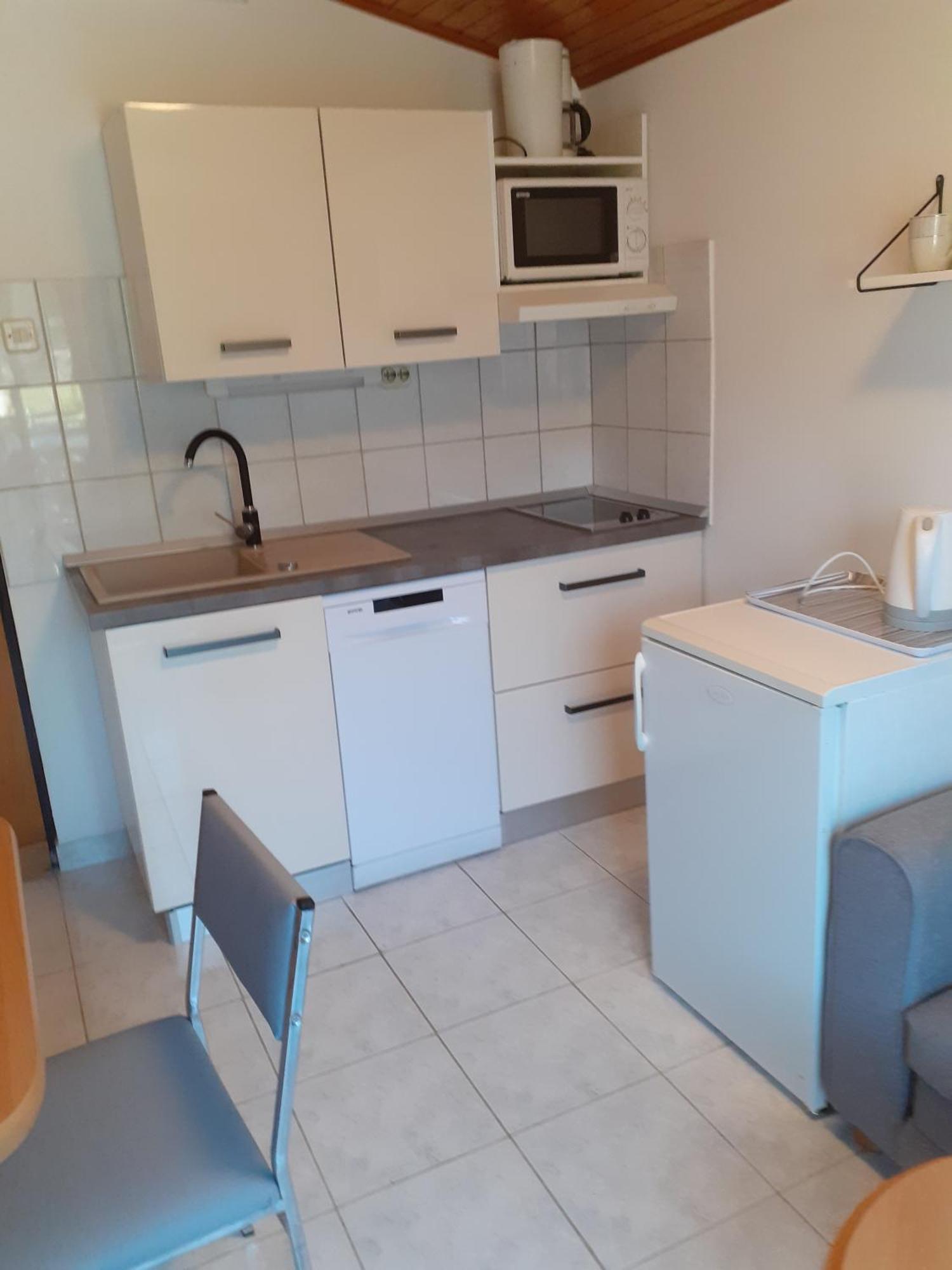 Guesthouse Apartment Bozica Bol Ngoại thất bức ảnh