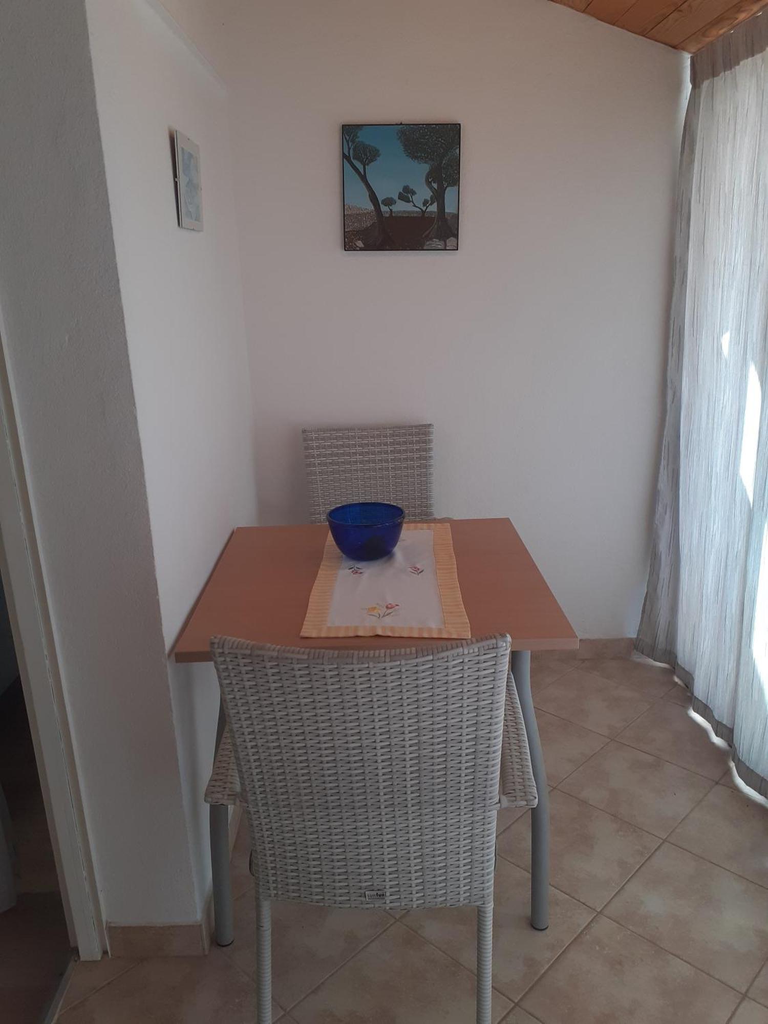 Guesthouse Apartment Bozica Bol Ngoại thất bức ảnh