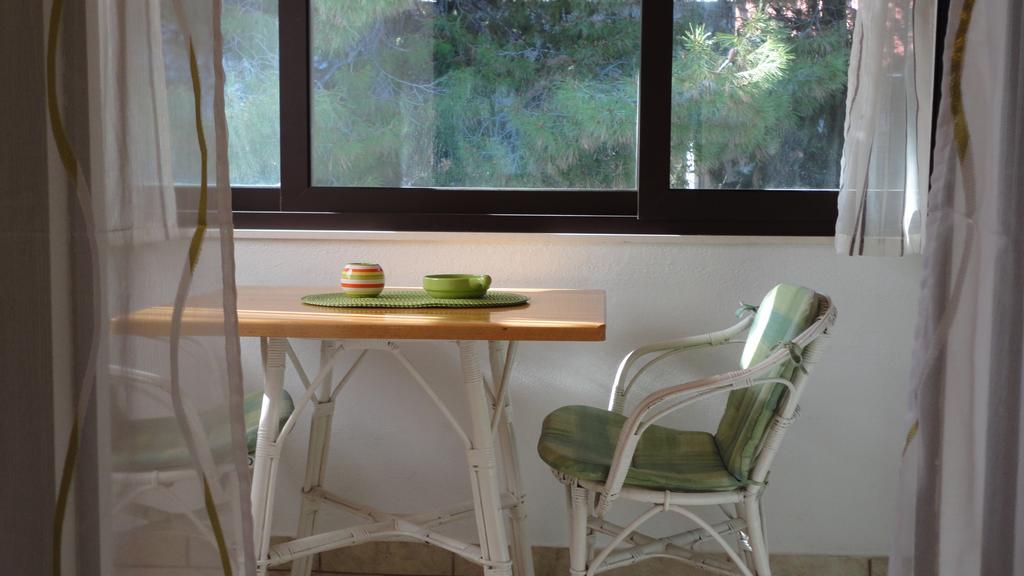 Guesthouse Apartment Bozica Bol Ngoại thất bức ảnh