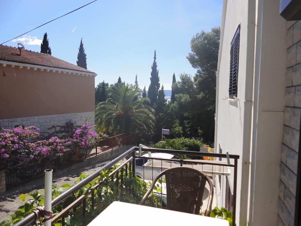 Guesthouse Apartment Bozica Bol Ngoại thất bức ảnh